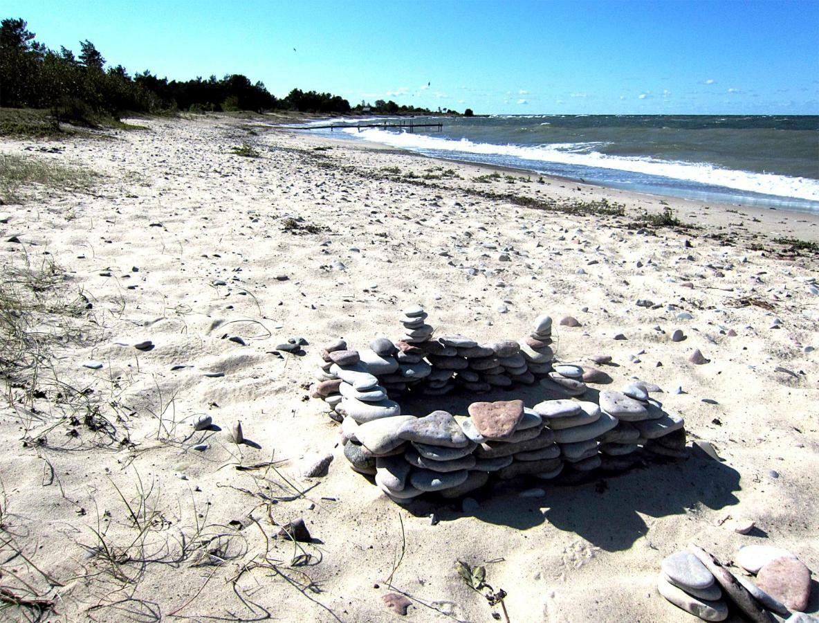 1A, Stuga Med 50M Till Strand Byxelkrok Exterior photo